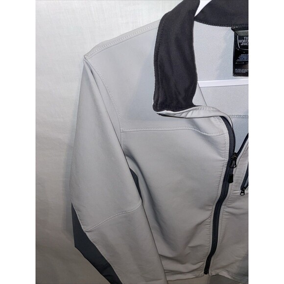 The North Face Men’s Windbreaker Sz Small Gray Hiking Running Walking Athleisure - Picture 5 of 14